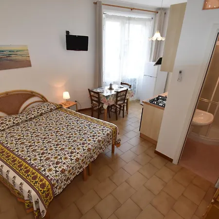 Appartamenti Olivo - 100 Mt Dal Mare Con Aria Condizionata Marina di Campo Exterior photo