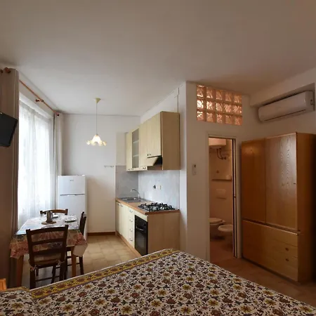 Appartamenti Olivo - 100 Mt Dal Mare Con Aria Condizionata Marina di Campo Exterior photo
