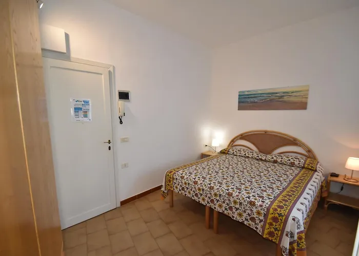 Appartamenti Olivo - 100 Mt Dal Mare Con Aria Condizionata
