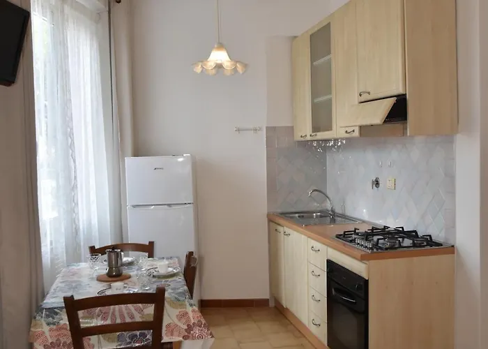 Appartamenti Olivo - 100 Mt Dal Mare Con Aria Condizionata